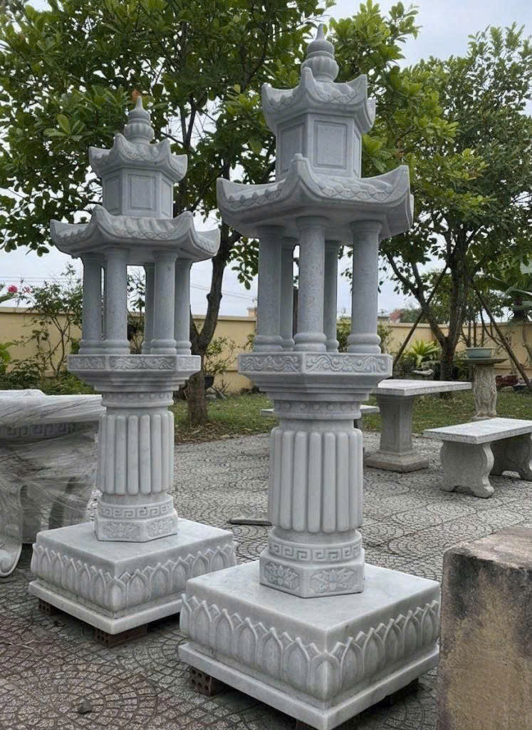 Cây Chân Đèn Đá Trắng